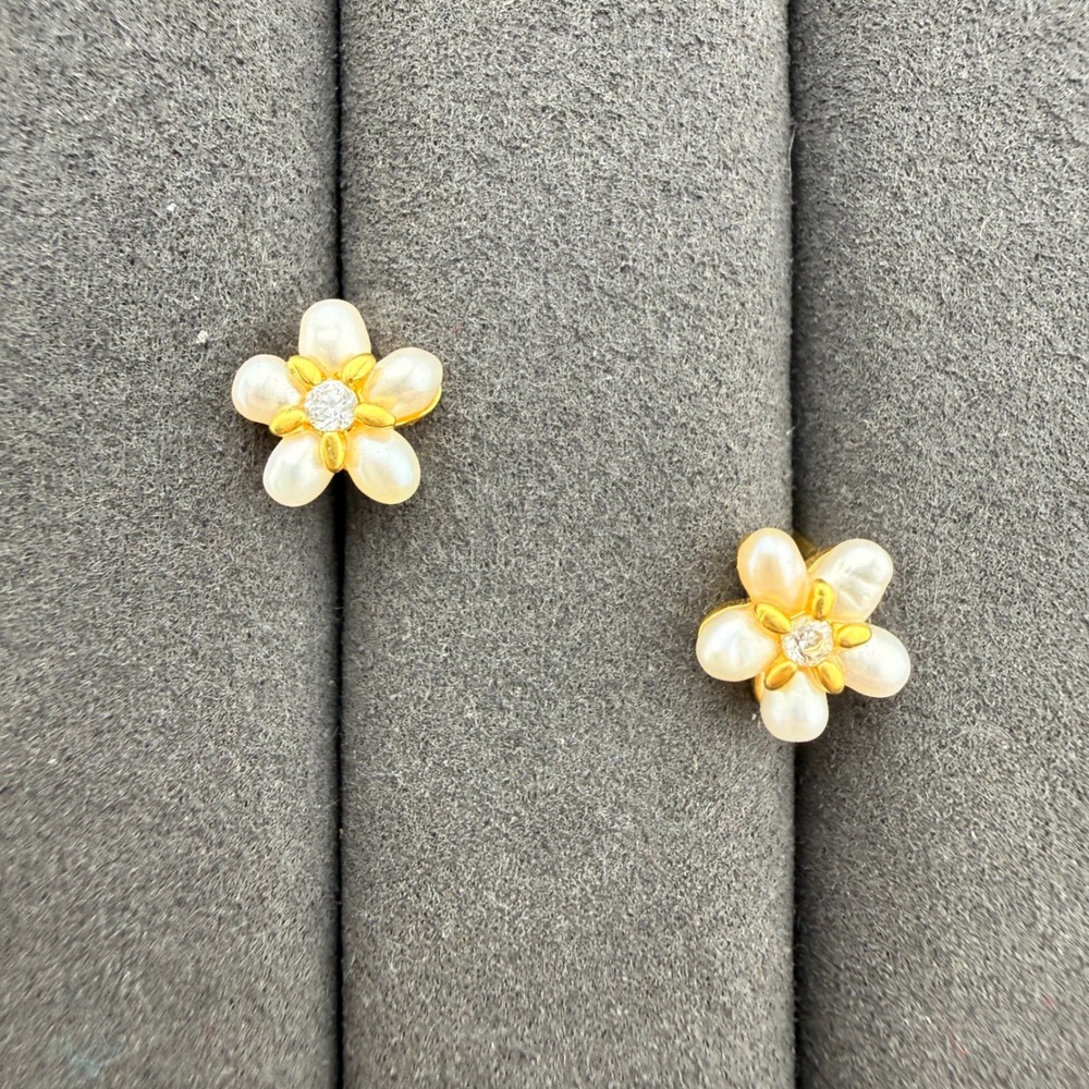 Honora Floral Dainty Pearl Earrings Pearl Flower Stud Gold Tone Petal Design